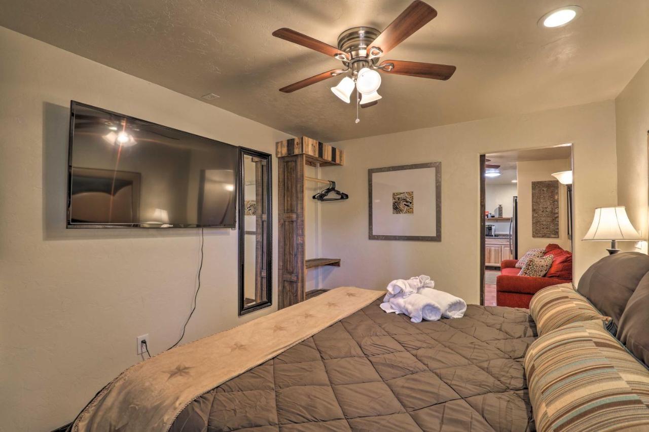 Pet-Friendly Tucson Casita Shared Hot Tub And Porch Villa Exterior photo